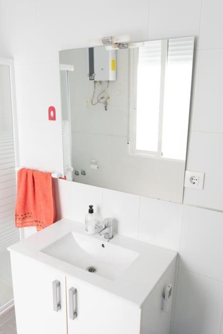 Apartamento Alexa, A 800Mts Catedral Wifi Smart Tv Murcia Buitenkant foto